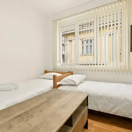Sea Garden Daire *